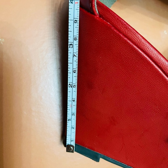 Red summer shoes, new, size 9. - Picture 8 of 9